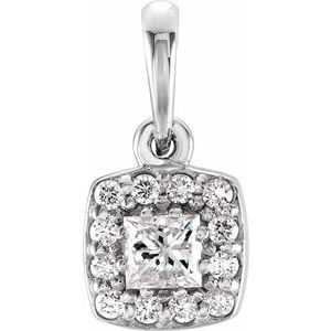 1/4 Ctw Natural Diamond Cluster Pendant